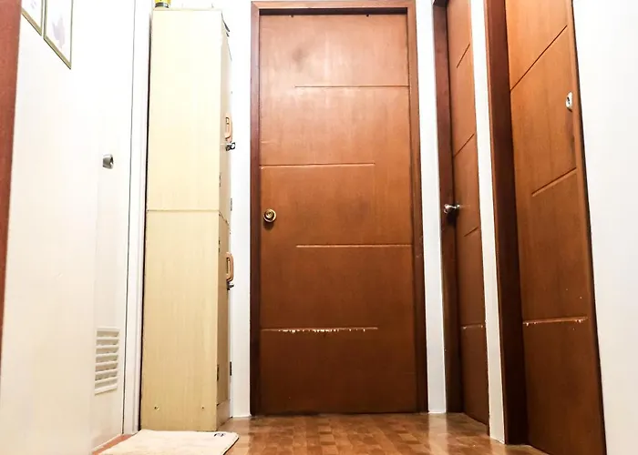3br Whole House , Up To 10 Pax , Near Sm Caloocan, Deparo, Free Parking, Free Wifi, Netflix, Karaoke Manila